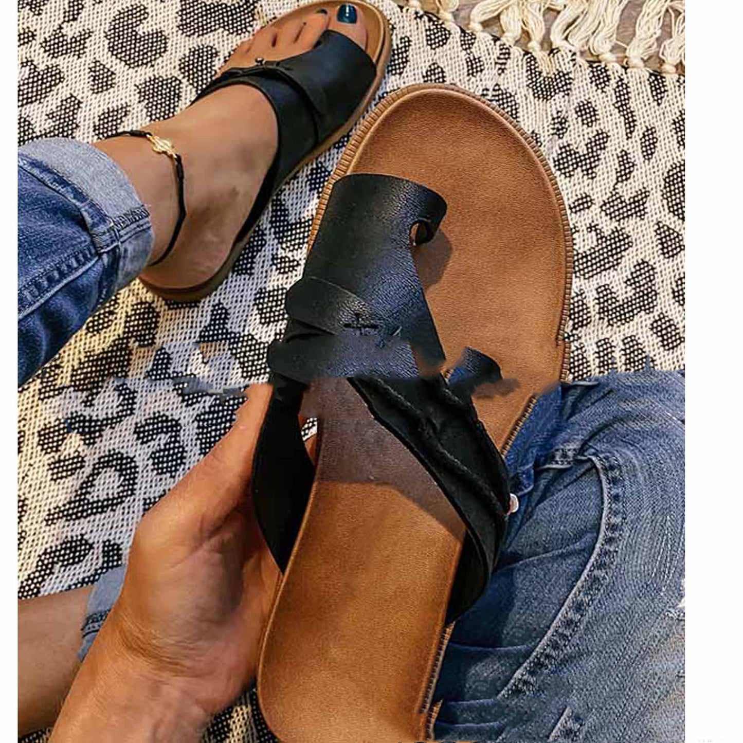 Summer New European Style Flat Retro Sandals