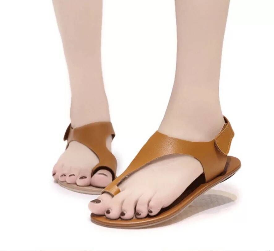 Spring And Summer New Style Sandals Women European Station Wish Hot Sale Fashion Solid Color Flip Flops Flat Velcro Sandals Wholesale