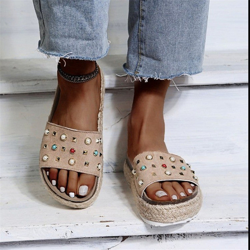 Wish Amazon New Slippers Women Summer New Fashion Rivets One Word Outside Wear Large Size Sandals And Slippers Women