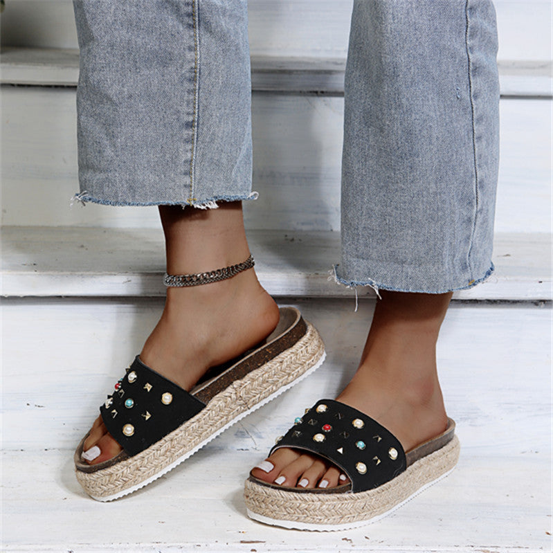 Wish Amazon New Slippers Women Summer New Fashion Rivets One Word Outside Wear Large Size Sandals And Slippers Women
